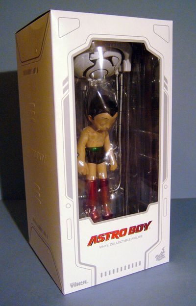 ASTRO BOY HOT TOYS VYNIL COLLECTIBLE FIGURE