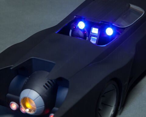 BATMOBILE REPLIQUE 61 CM ANIMATED SERIE 1