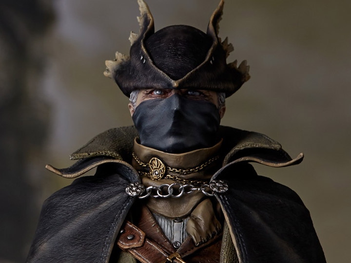 BLOODBORNE HUNTER 1 6 SCALE STATUE 1