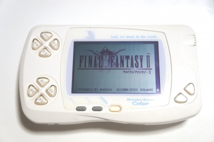 Console Wonderswan Color et Final Fantasy II 1