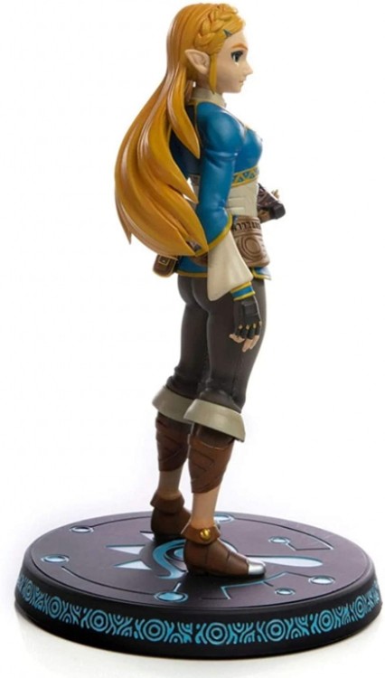 FIGURINE F4F ZELDA BREATH OF THE WILD 1