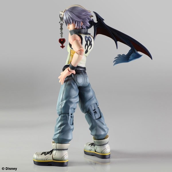 KINGDOM HEARTS DREAM DROP DISTANCE 3D PLAY ARTS KAI RIKU 2