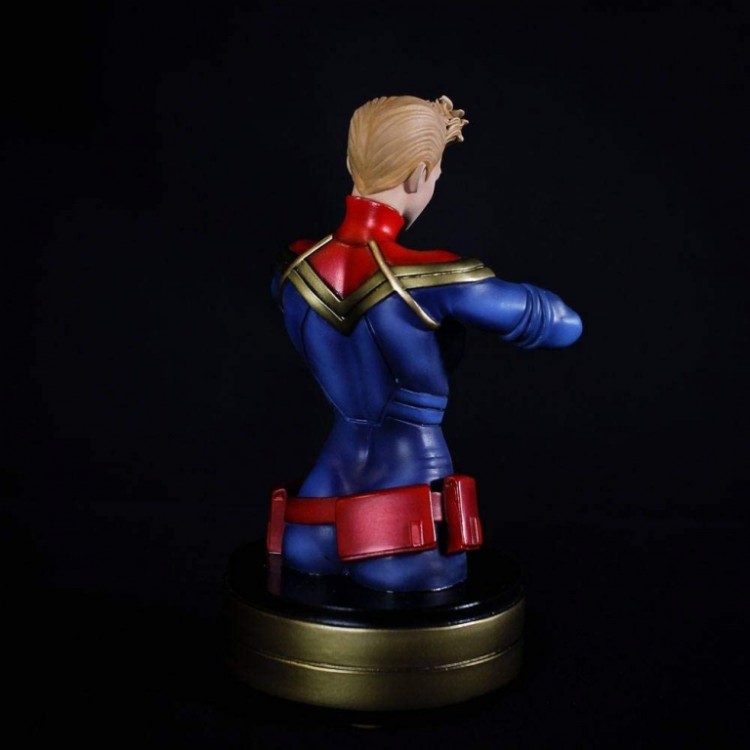 MARVEL CAPTAIN MARVEL 1 SUR 6 SCALE BUST SEMIC 2