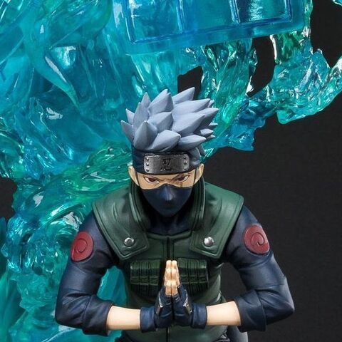 NARUTO FIGUARTS KAKASHI HATAKE 2