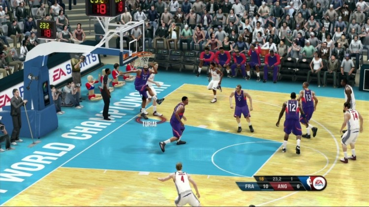 nba live 10 screen3