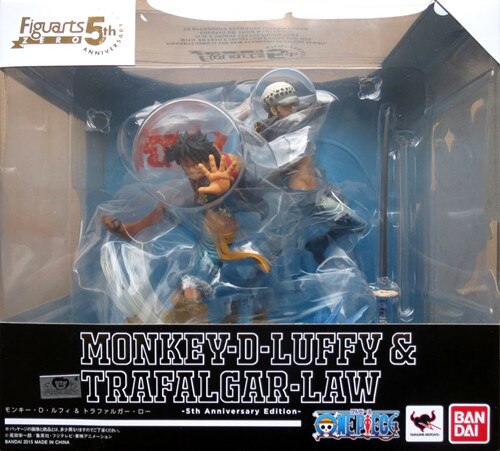 ONE PIECE LUFFY ET TRAFALGAR FIGUARTS ZERO 1