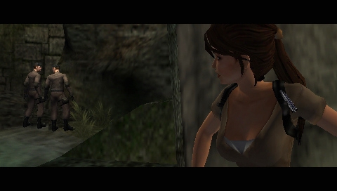 PSP TOMB RAIDER LEGEND 2