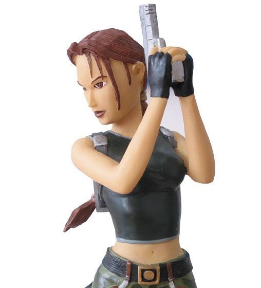 TOMB RAIDER LARA CROFT FIGUR OXMOX MUCKLE MANNEQUINS 1