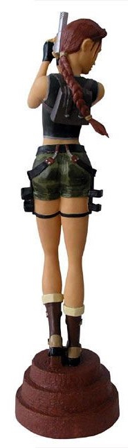 TOMB RAIDER LARA CROFT FIGUR OXMOX MUCKLE MANNEQUINS